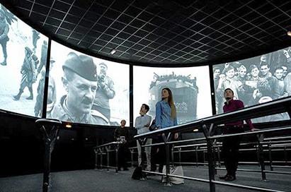 <p>Arromanches 360 Cinema</p>